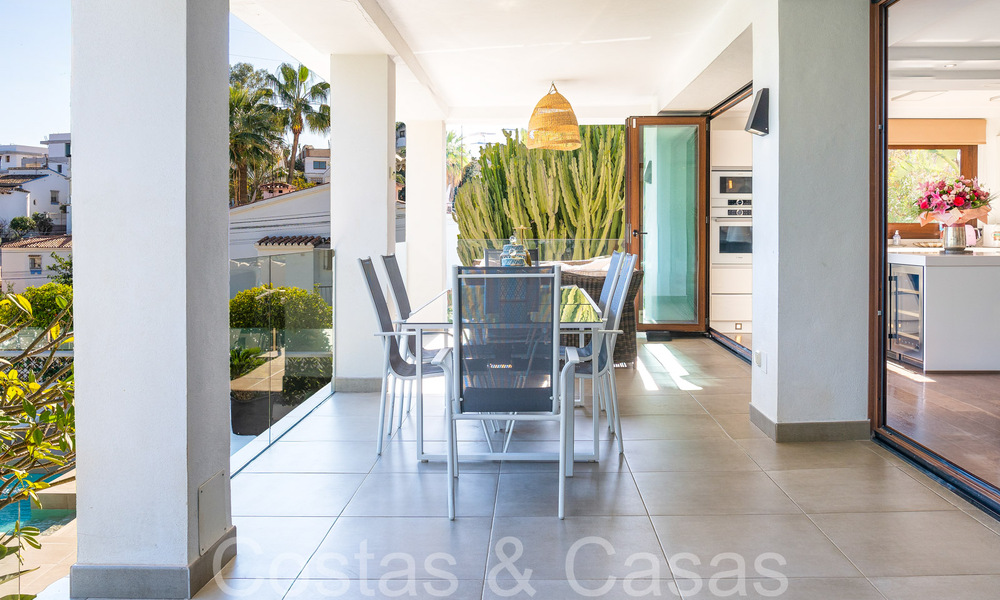 Spacious, contemporary luxury villa for sale in a popular residential area in Nueva Andalucia, Marbella 65012