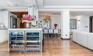 Spacious, contemporary luxury villa for sale in a popular residential area in Nueva Andalucia, Marbella 65018 