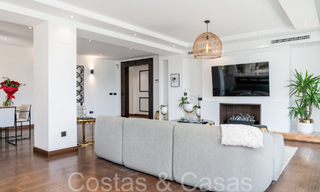 Spacious, contemporary luxury villa for sale in a popular residential area in Nueva Andalucia, Marbella 65023 