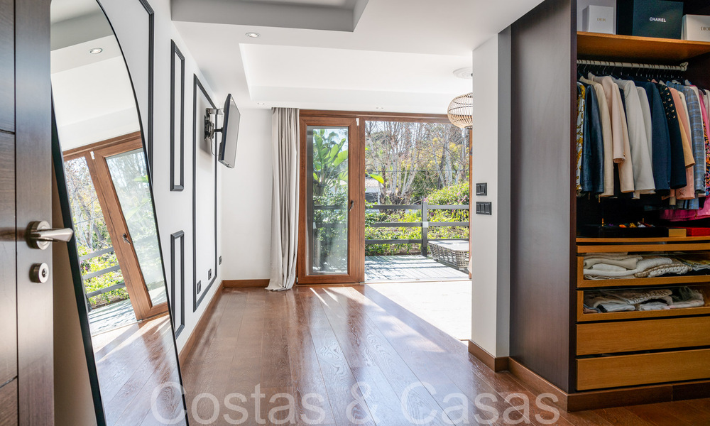 Spacious, contemporary luxury villa for sale in a popular residential area in Nueva Andalucia, Marbella 65026
