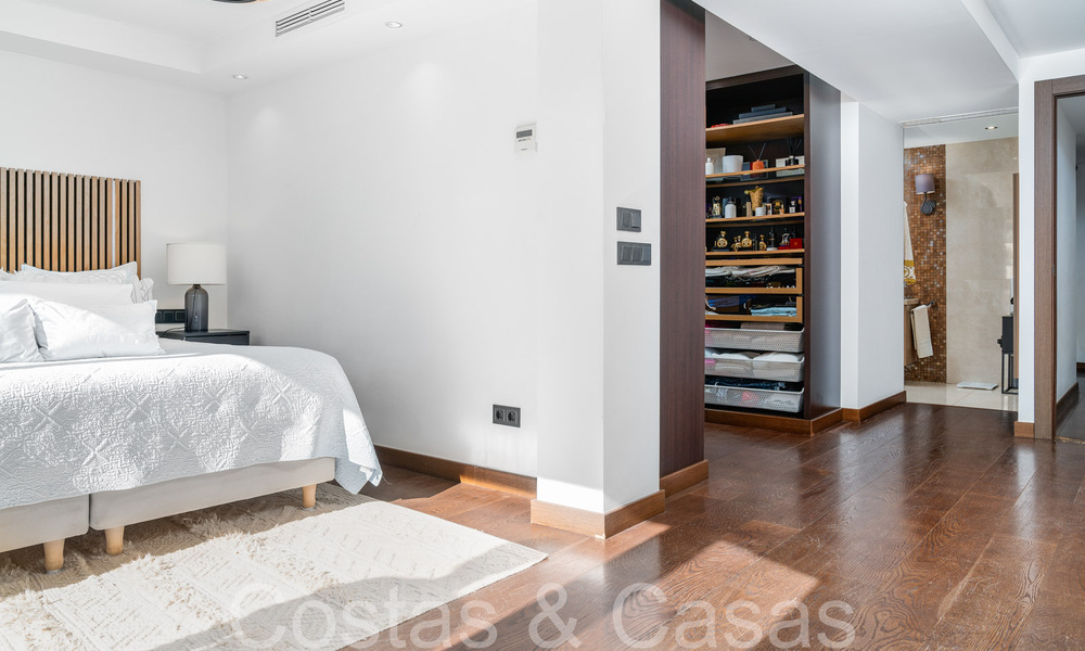 Spacious, contemporary luxury villa for sale in a popular residential area in Nueva Andalucia, Marbella 65031