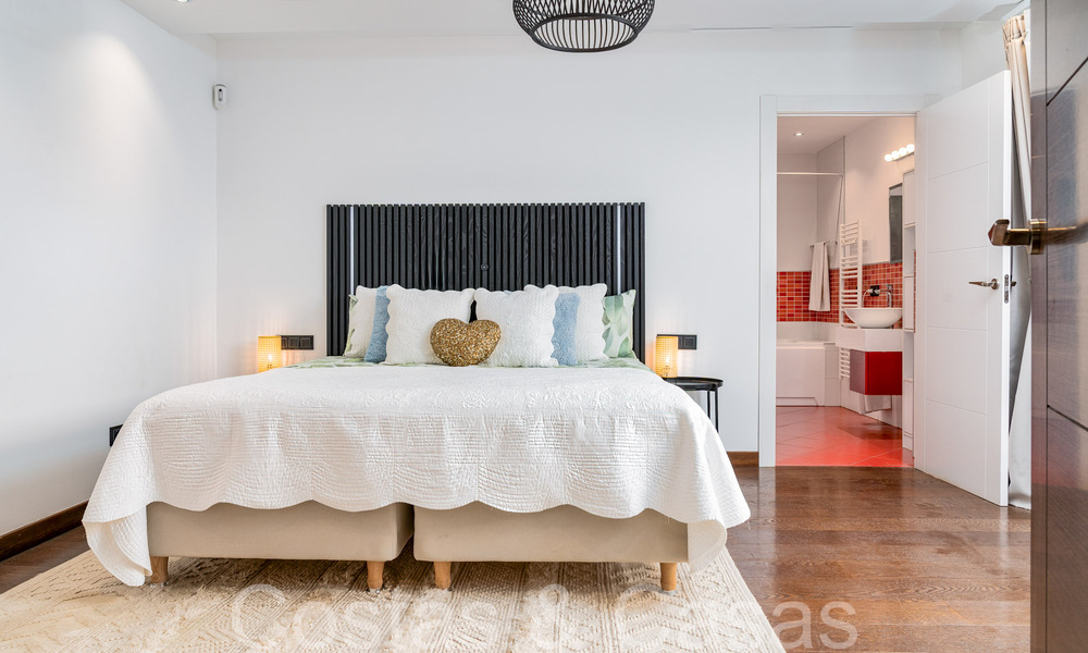 Spacious, contemporary luxury villa for sale in a popular residential area in Nueva Andalucia, Marbella 65032