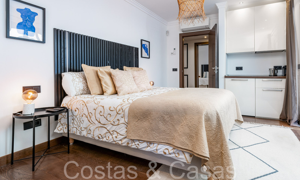 Spacious, contemporary luxury villa for sale in a popular residential area in Nueva Andalucia, Marbella 65037