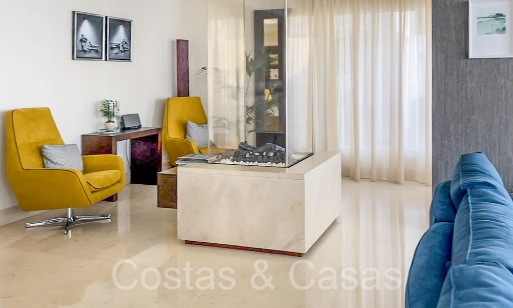 Luxurious villa with modern architectural style and breathtaking sea views for sale in Manilva, Costa del Sol 64996