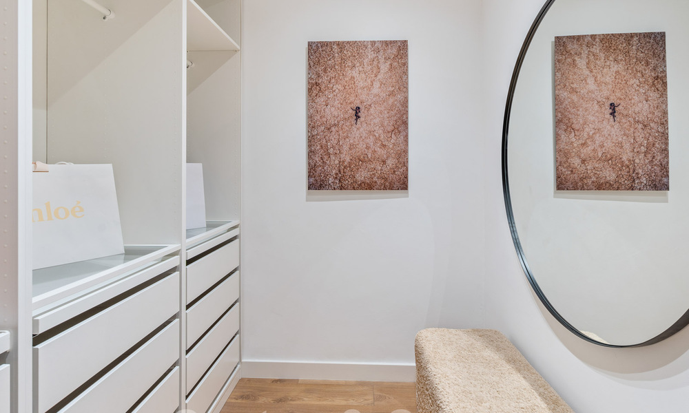 Luxuriously renovated terraced house for sale with spacious terrace and views of the golf course in La Quinta golf resort, Benahavis - Marbella 64655