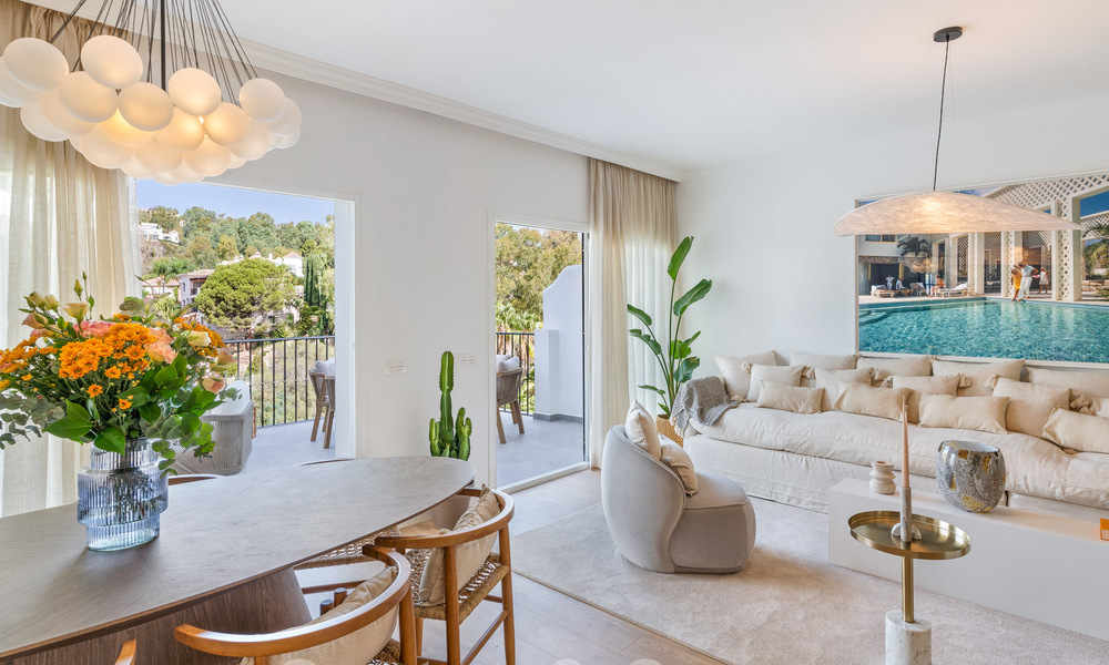 Luxuriously renovated terraced house for sale with spacious terrace and views of the golf course in La Quinta golf resort, Benahavis - Marbella 64669