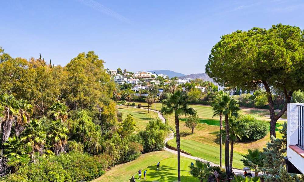 Luxuriously renovated terraced house for sale with spacious terrace and views of the golf course in La Quinta golf resort, Benahavis - Marbella 64672