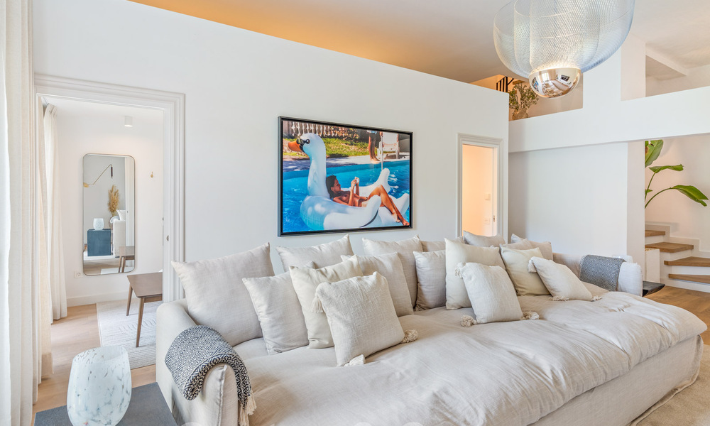 Luxuriously renovated terraced house for sale with spacious terrace and views of the golf course in La Quinta golf resort, Benahavis - Marbella 64677