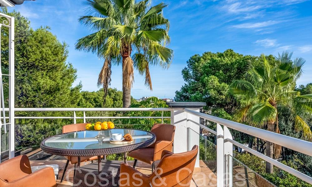 Parkside, traditional Spanish luxury villa for sale within walking distance of the beach in the centre of Marbella 65426