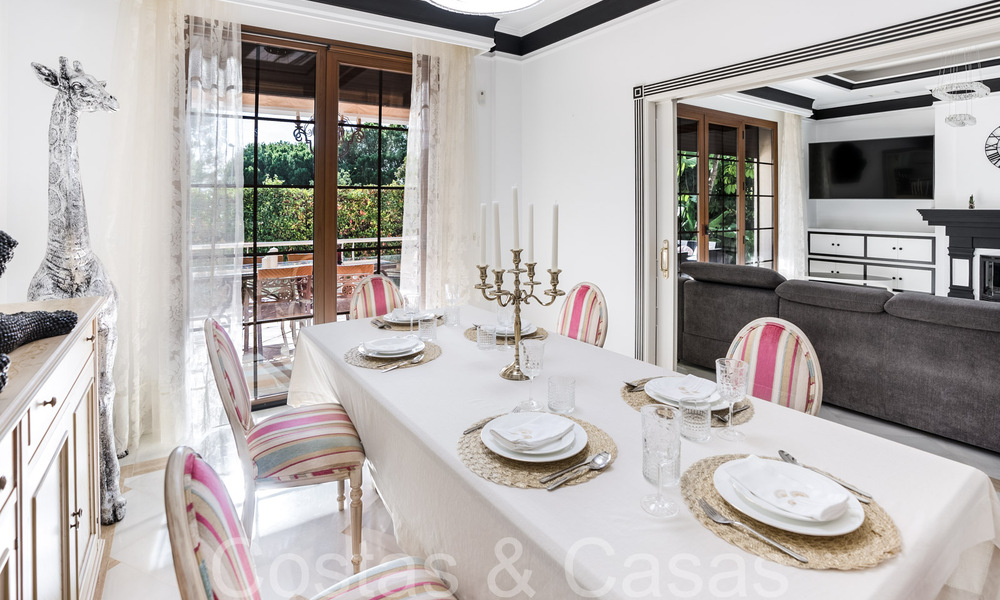 Parkside, traditional Spanish luxury villa for sale within walking distance of the beach in the centre of Marbella 65438