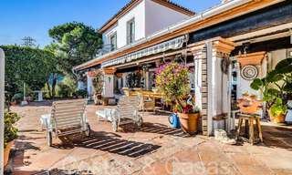 Rustic villa for sale on a spacious plot on the New Golden Mile between Marbella and Estepona 65633 