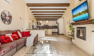 Spacious villa in Mediterranean architectural style for sale near Estepona centre 65685 