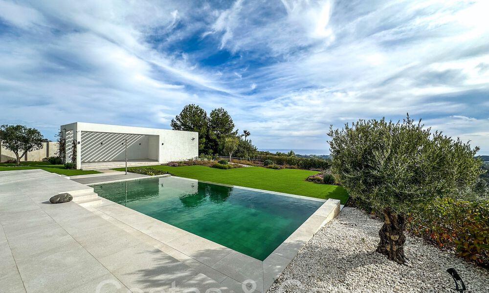 Ready to move in, single storey, minimalistic style, luxury villa for sale in a secure urbanization of Marbella - Benahavis 65463