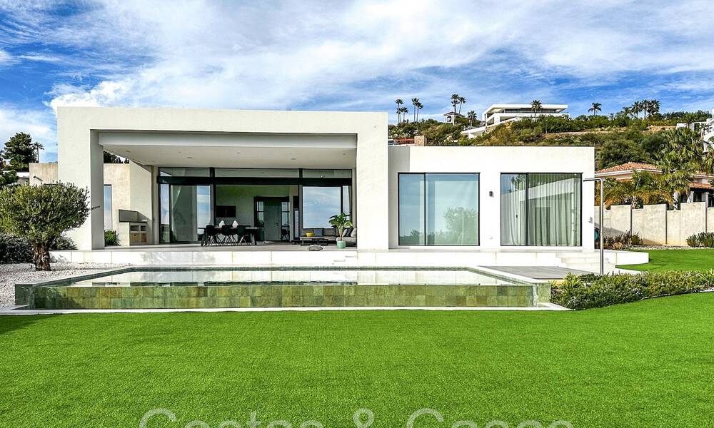 Ready to move in, single storey, minimalistic style, luxury villa for sale in a secure urbanization of Marbella - Benahavis 65475