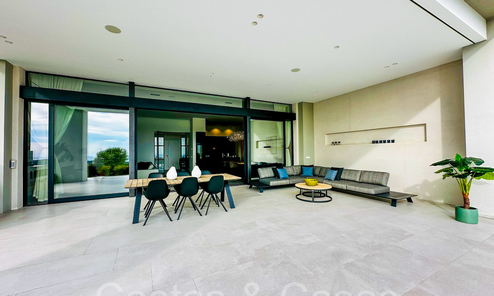 Ready to move in, single storey, minimalistic style, luxury villa for sale in a secure urbanization of Marbella - Benahavis 65480