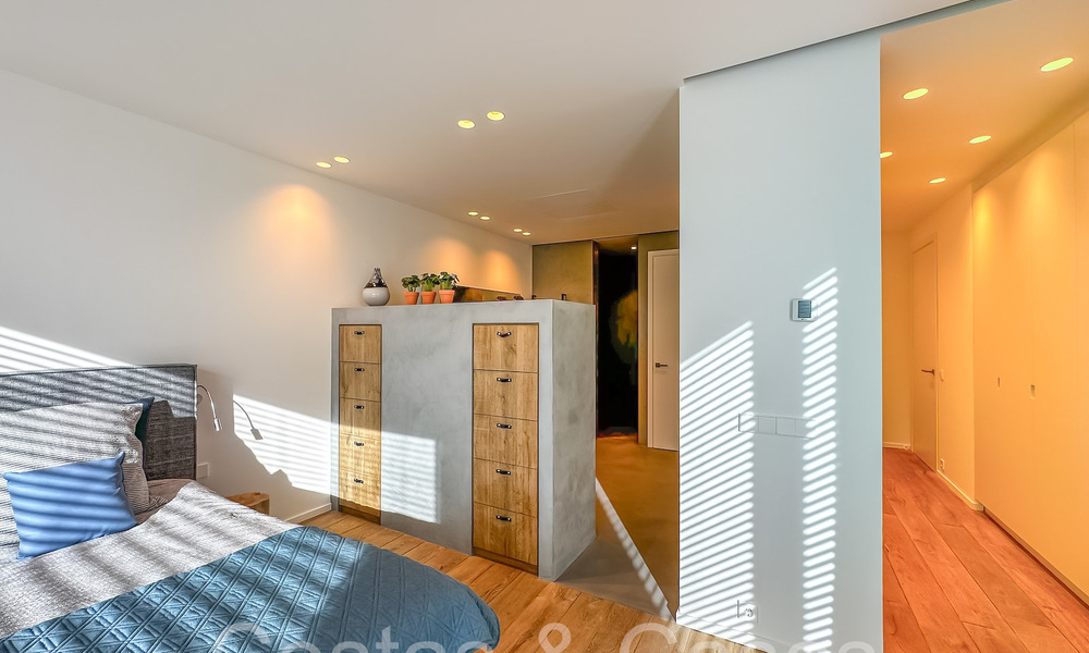 Ready to move in, single storey, minimalistic style, luxury villa for sale in a secure urbanization of Marbella - Benahavis 65501