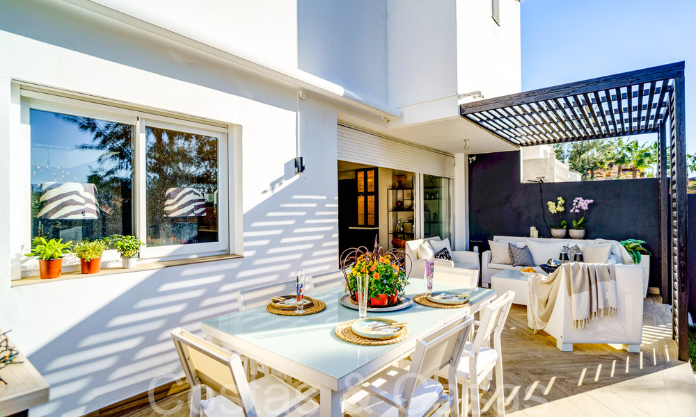 Modern renovated townhouse for sale on the New Golden Mile between Marbella and Estepona 65756