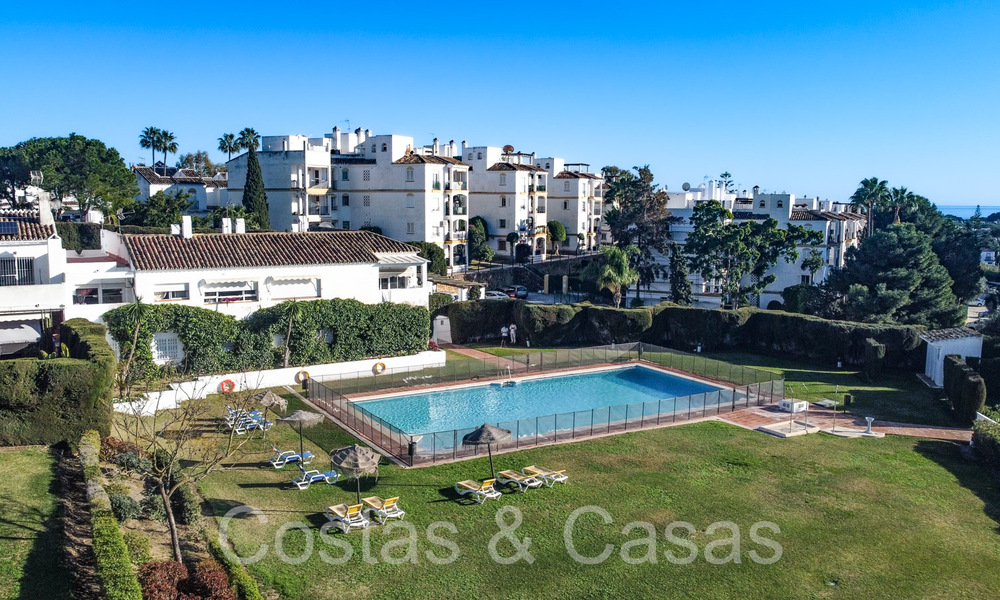 Modern renovated townhouse for sale on the New Golden Mile between Marbella and Estepona 65765