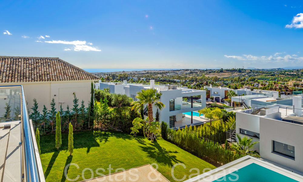 New villa with modern architectural style for sale in Nueva Andalucia's golf valley, Marbella 65888