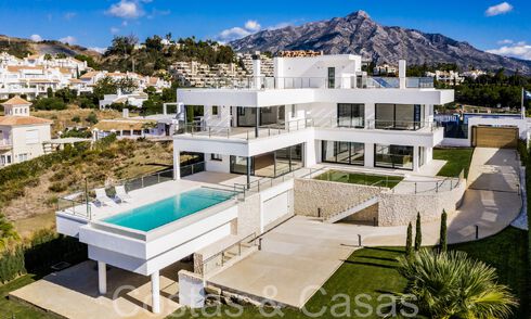 New villa with modern architectural style for sale in Nueva Andalucia's golf valley, Marbella 65932