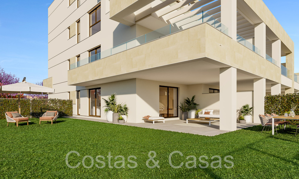 Contemporary new-build apartments for sale within walking distance of the beach and sea views, near Estepona centre 65553