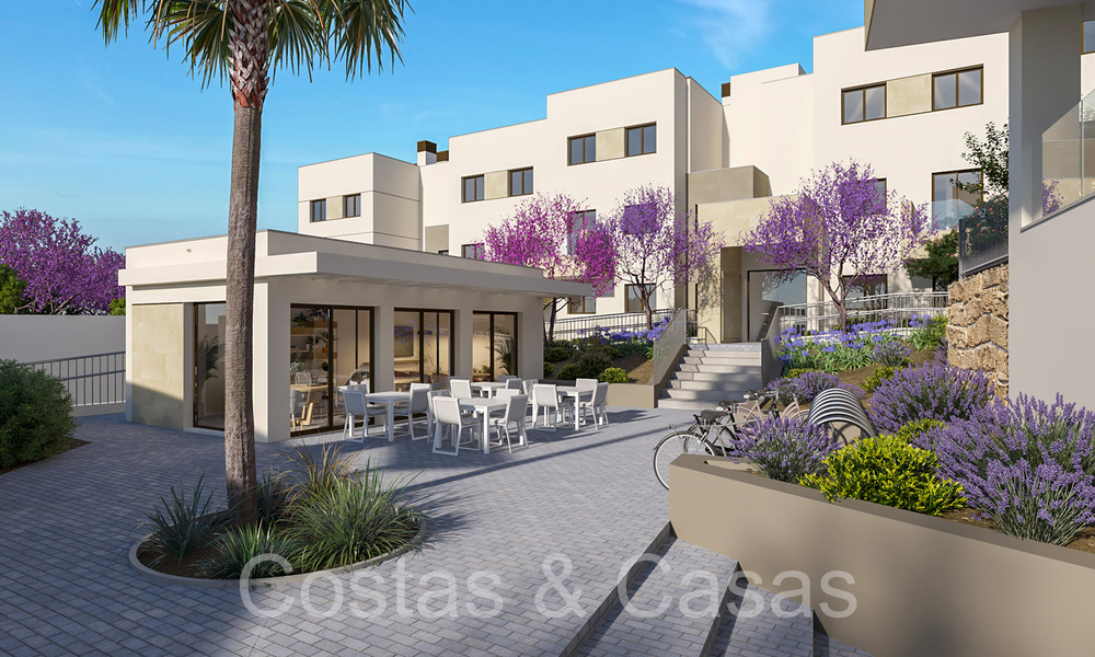 Contemporary new-build apartments for sale within walking distance of the beach and sea views, near Estepona centre 65559