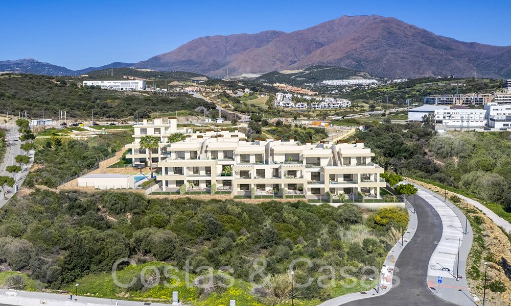 Contemporary new-build apartments for sale within walking distance of the beach and sea views, near Estepona centre 65560