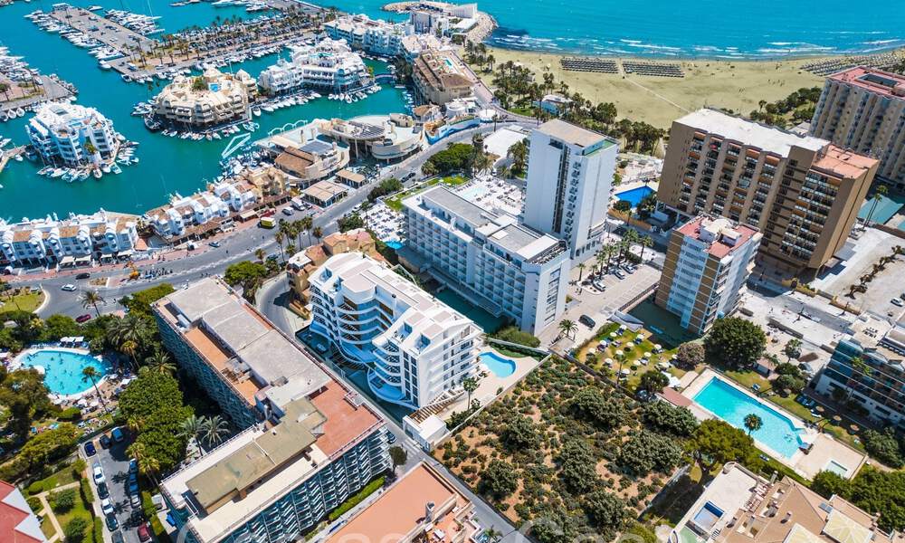 Modern luxury apartments for sale on the marina of Benalmadena, Costa del Sol 65583