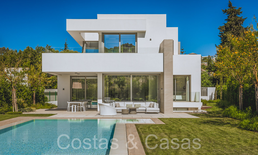 Sophisticated new build villas for sale on the New Golden Mile between Marbella and Estepona 66092