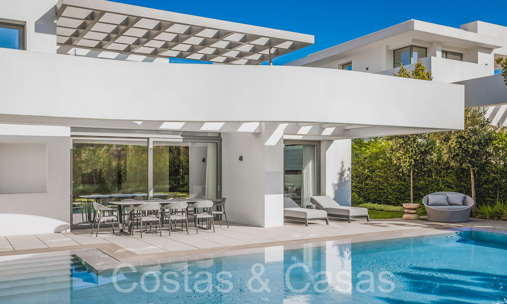 Sophisticated new build villas for sale on the New Golden Mile between Marbella and Estepona 66109