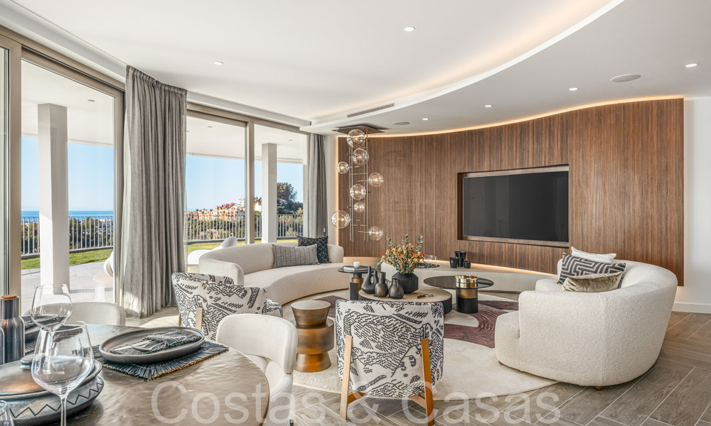 Magnificent apartment with private garden for sale in a boutique complex in Benahavis - Marbella 65860