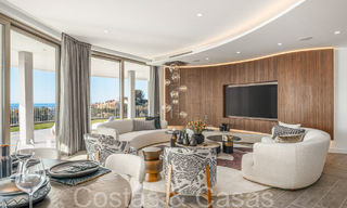 Magnificent apartment with private garden for sale in a boutique complex in Benahavis - Marbella 65860 