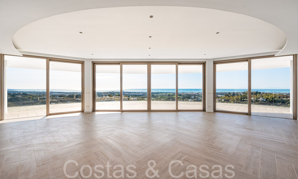 First class apartment with phenomenal sea views for sale in Benahavis - Marbella 65865