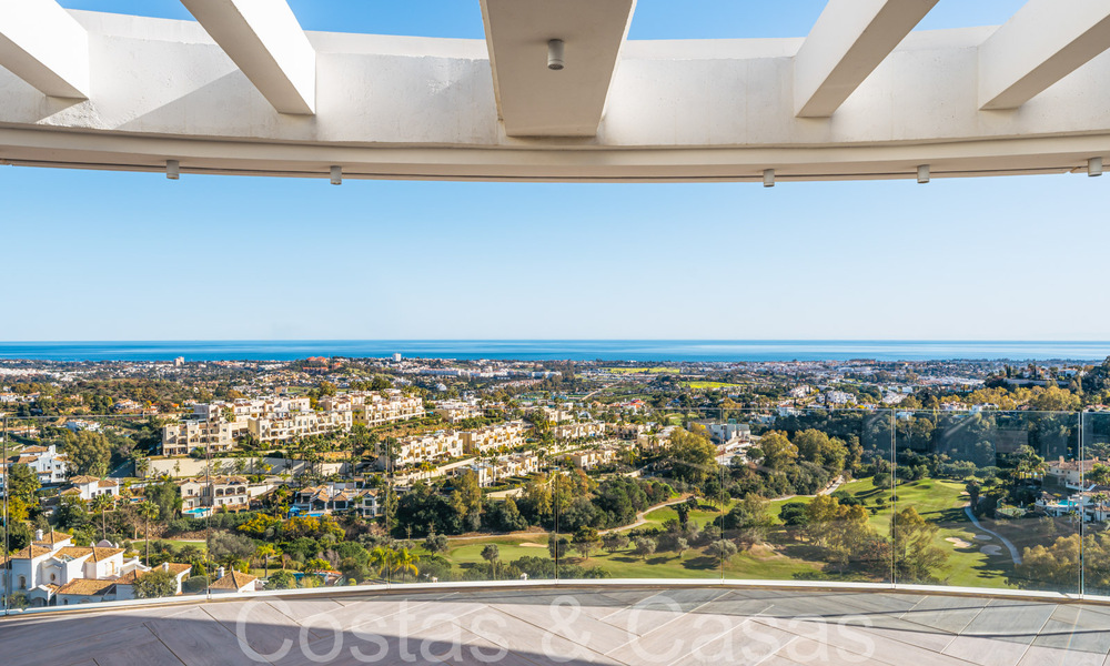 Exclusive innovative penthouse with panoramic sea, golf and mountain views for sale in Benahavis - Marbella 65876