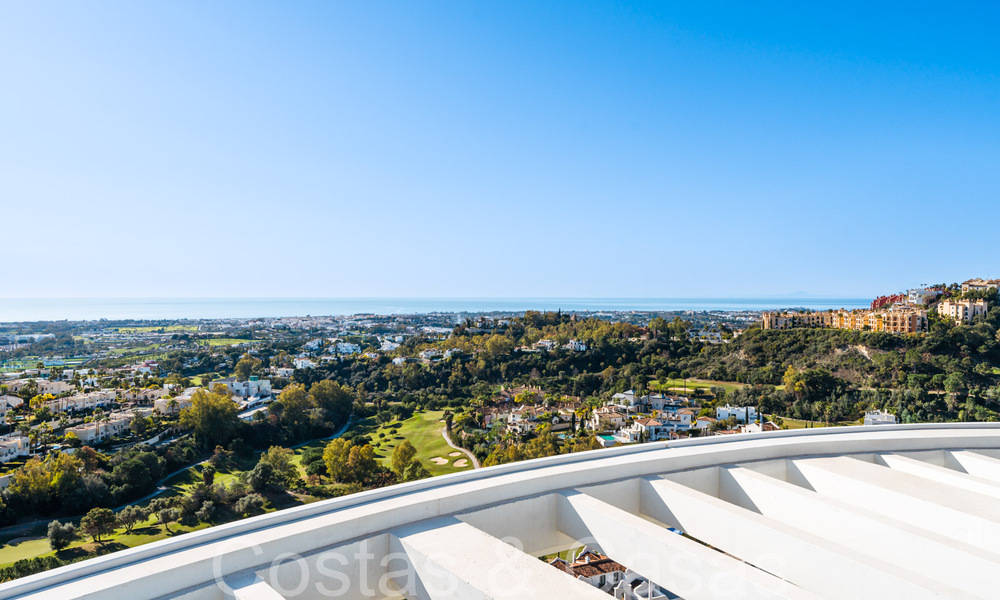 Exclusive innovative penthouse with panoramic sea, golf and mountain views for sale in Benahavis - Marbella 65880