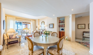 Spacious apartment for sale in a gated beach complex with unobstructed sea views east of Marbella centre 66027 