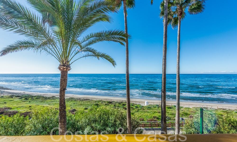 Spacious apartment for sale in a gated beach complex with unobstructed sea views east of Marbella centre 66052