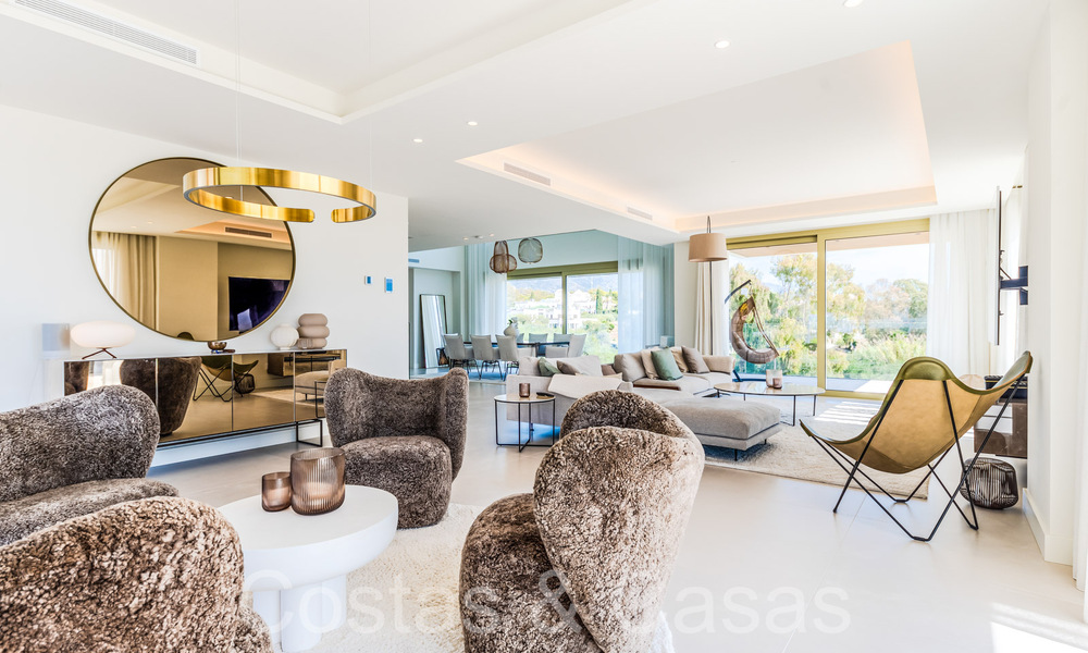 Ultra luxurious penthouse with private pool for sale in the centre of Marbella's Golden Mile 66170