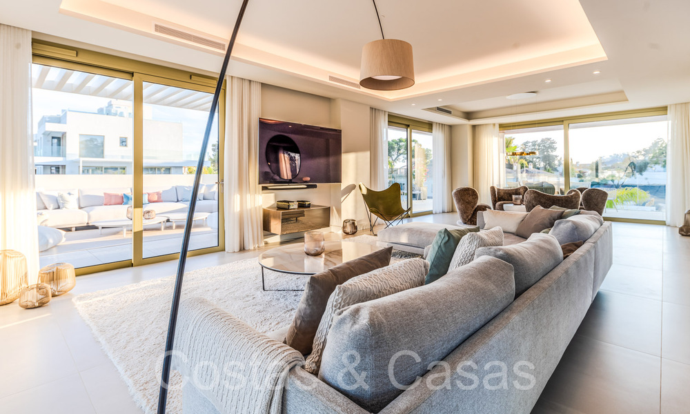 Ultra luxurious penthouse with private pool for sale in the centre of Marbella's Golden Mile 66176