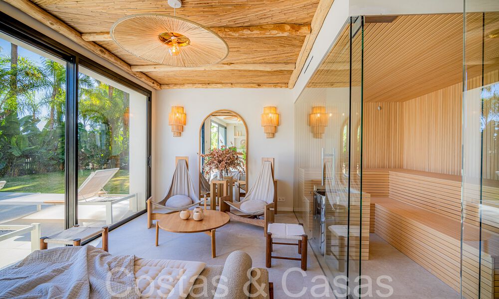 Spacious, high-quality luxury villa for sale a stone's throw from the golf course in Marbella - Benahavis 66195