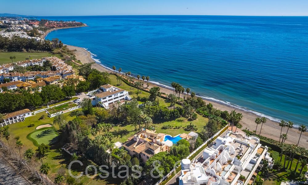 Andalusian villa for sale right on the beach, on the New Golden Mile between Marbella and Estepona 66286