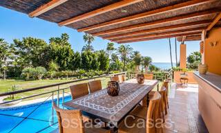 Andalusian villa for sale right on the beach, on the New Golden Mile between Marbella and Estepona 66304 