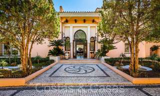 Andalusian villa for sale right on the beach, on the New Golden Mile between Marbella and Estepona 66310 
