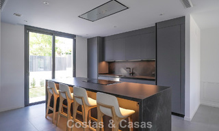 Ready to move in, modern luxury villa for sale adjacent to the golf course on the New Golden Mile, Marbella - Estepona 66421 