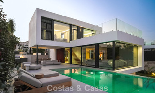 Ready to move in, modern luxury villa for sale adjacent to the golf course on the New Golden Mile, Marbella - Estepona 66430 