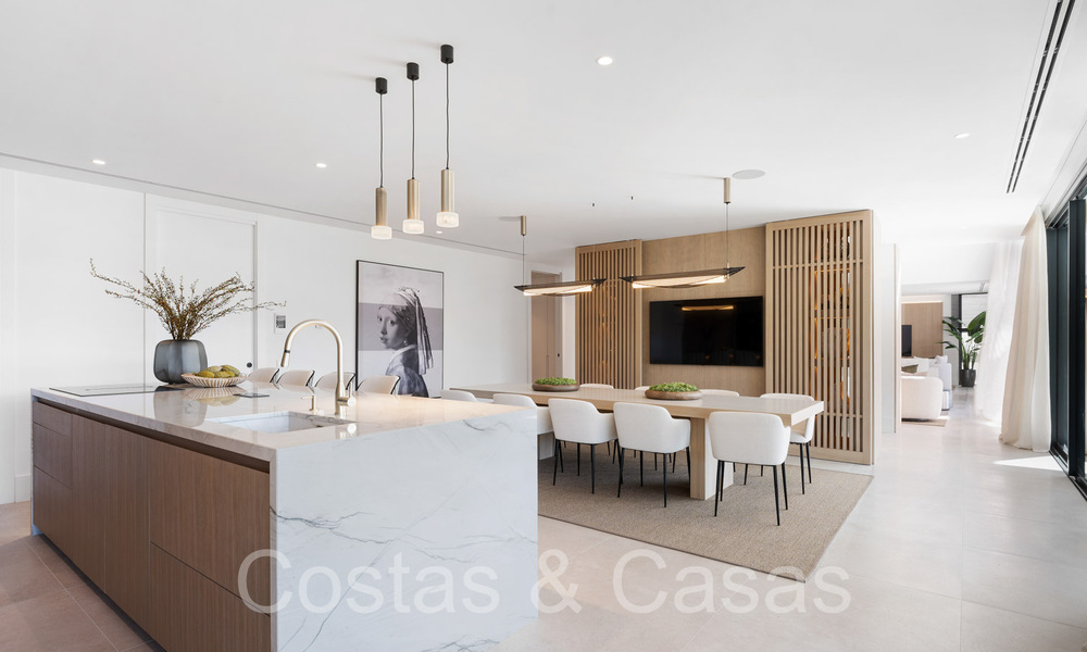 New, architectural villa for sale in a secure urbanization in Marbella - Benahavis 66517