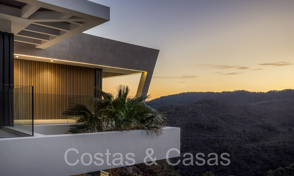 New, architectural villa for sale in a secure urbanization in Marbella - Benahavis 66535