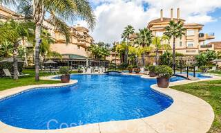 Beautiful double penthouse with sea views for sale in a 5-star complex in Nueva Andalucia, Marbella 66660 