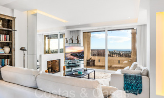 Beautiful double penthouse with sea views for sale in a 5-star complex in Nueva Andalucia, Marbella 66662 