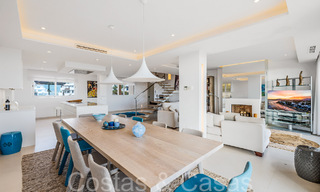 Beautiful double penthouse with sea views for sale in a 5-star complex in Nueva Andalucia, Marbella 66663 